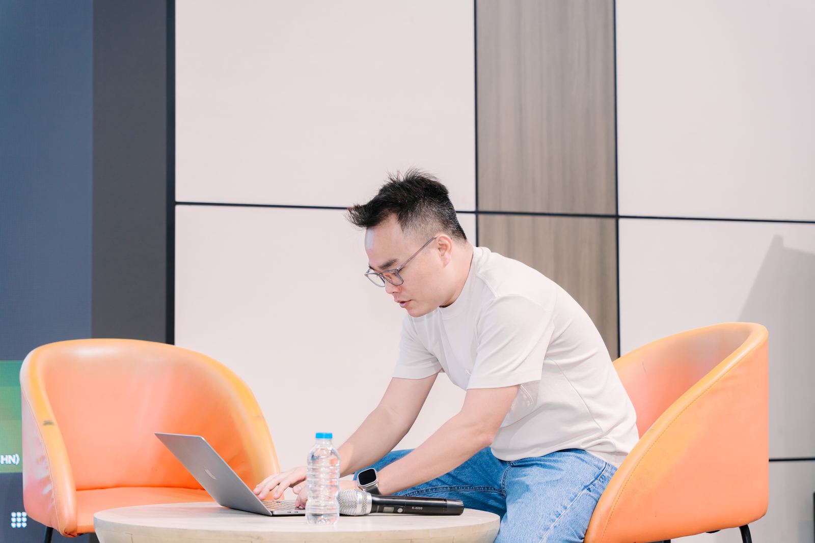 Ảnh lưu niệm cuối chương trình cùng sinh viên